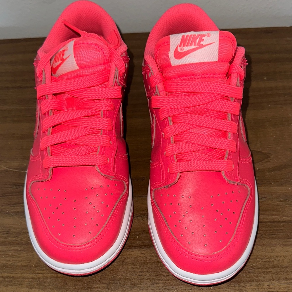 Nike Bright Pink Athletic Shoes